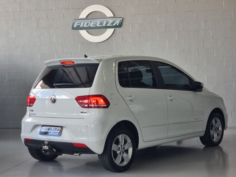 FOX 1.6 COMFORTLINE 8V FLEX 4P MANUAL - 2018 - FARROUPILHA