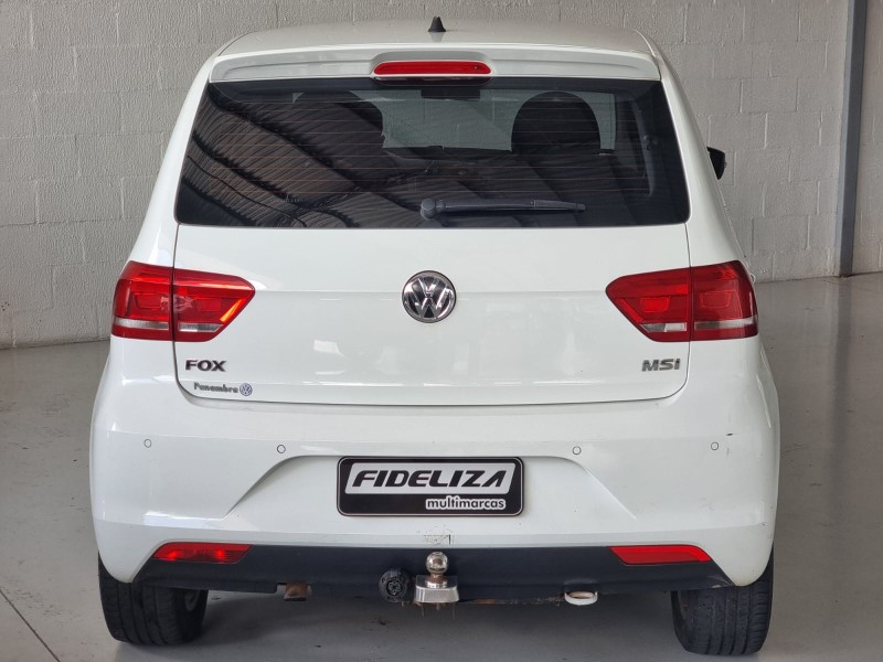 FOX 1.6 COMFORTLINE 8V FLEX 4P MANUAL - 2018 - FARROUPILHA