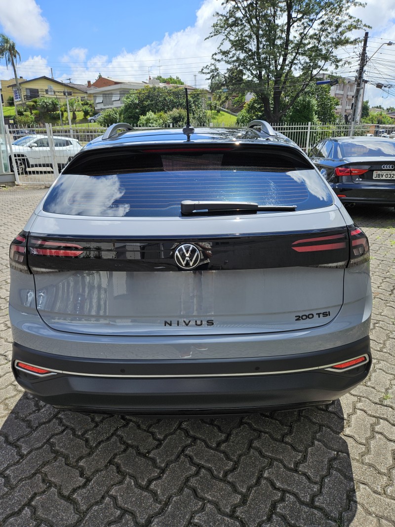 NIVUS 1.0 TSI HIGHLINE FLEX 4P AUTOMÁTICO - 2021 - FARROUPILHA