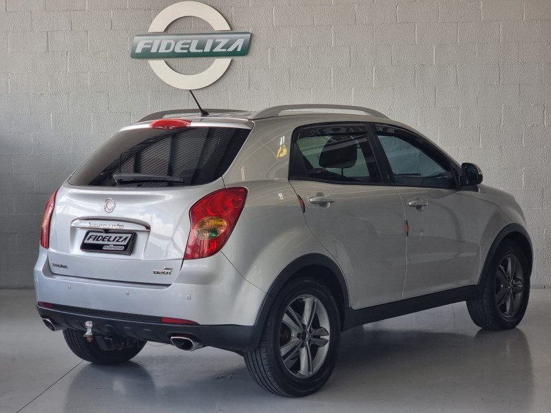 KORANDO 2.0 GL 4X4 16V TURBO DIESEL 4P MANUAL - 2011 - FARROUPILHA