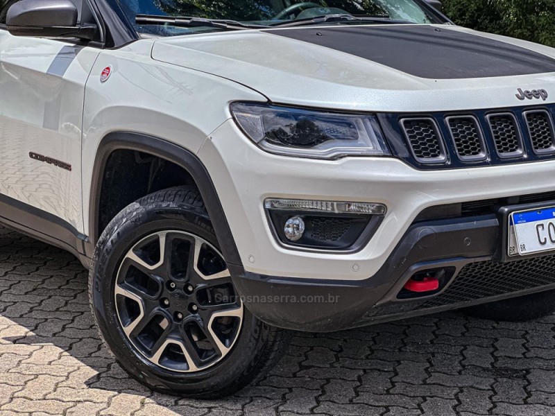 COMPASS 2.0 16V DIESEL TRAILHAWK 4X4 AUTOMÁTICO - 2020 - CANELA