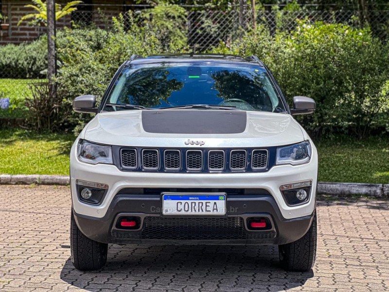 COMPASS 2.0 16V DIESEL TRAILHAWK 4X4 AUTOMÁTICO - 2020 - CANELA