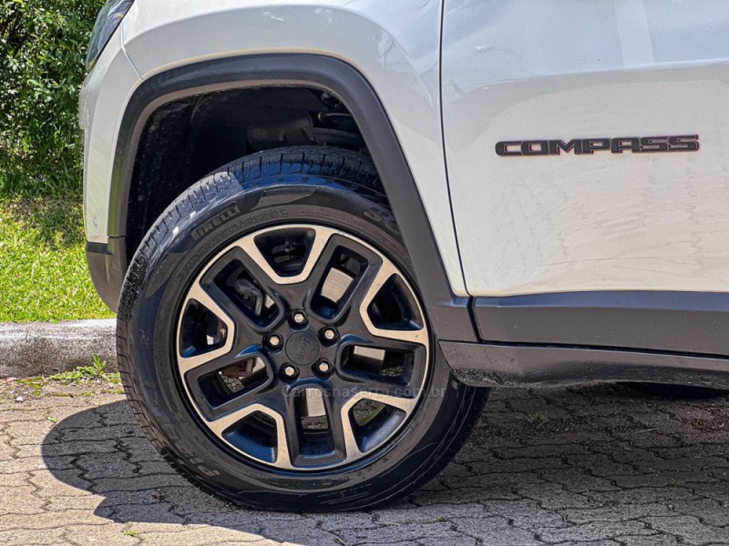 COMPASS 2.0 16V DIESEL TRAILHAWK 4X4 AUTOMÁTICO - 2020 - CANELA