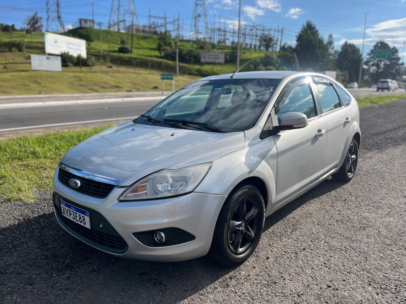 FOCUS 2.0 GLX 16V GASOLINA 4P MANUAL - 2009 - FARROUPILHA