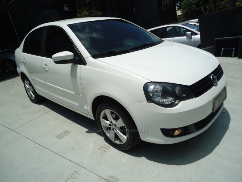 POLO 1.6 MI COMFORTLINE 8V FLEX 4P MANUAL - 2014 - NOVO HAMBURGO