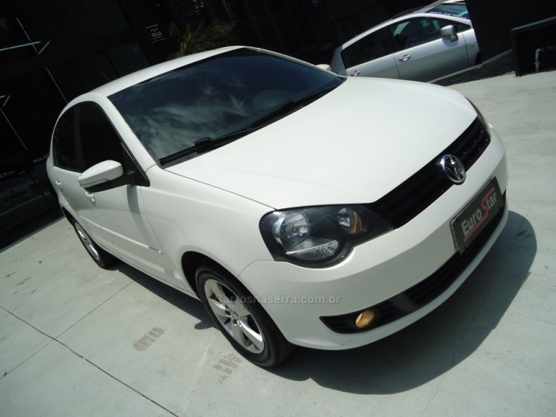 POLO 1.6 MI COMFORTLINE 8V FLEX 4P MANUAL - 2014 - NOVO HAMBURGO