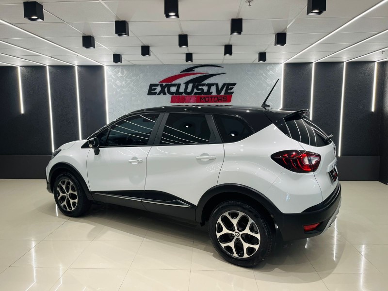 CAPTUR 1.3 ZEN 16V TURBO FLEX 4P AUTOMÁTICO - 2022 - CAXIAS DO SUL