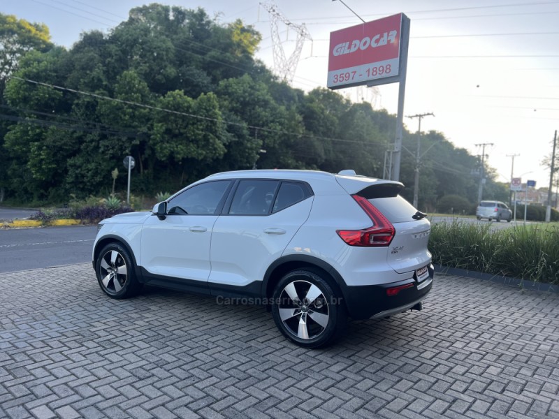 XC 40 2.0 T5 GASOLINA MOMENTUM AWD GEARTRONIC - 2019 - CAMPO BOM