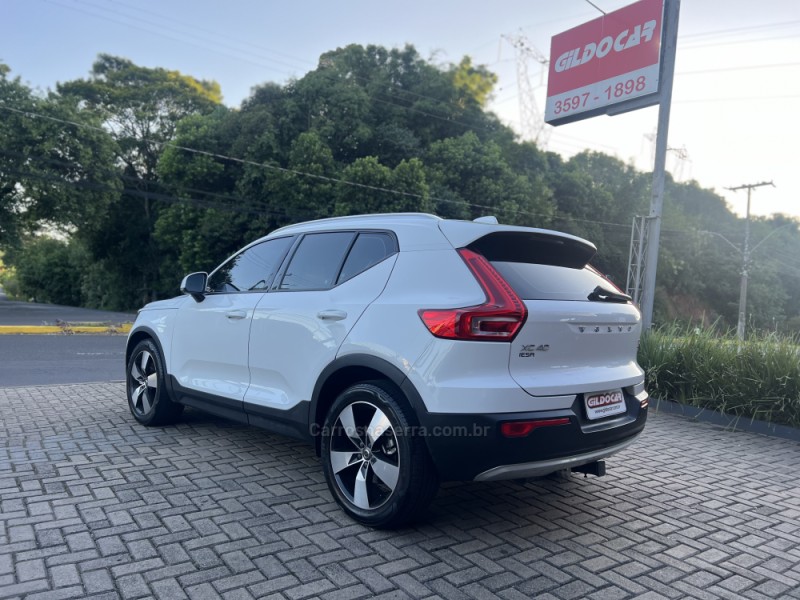 XC 40 2.0 T5 GASOLINA MOMENTUM AWD GEARTRONIC - 2019 - CAMPO BOM