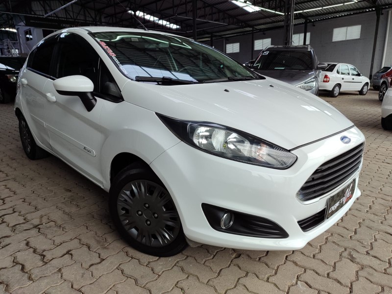 FIESTA 1.5 SE HATCH 16V FLEX 4P MANUAL - 2016 - CAXIAS DO SUL