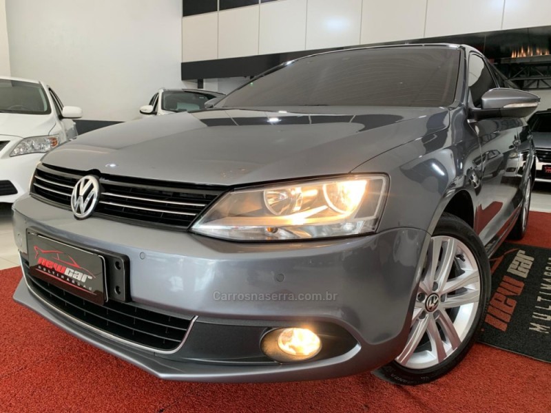 JETTA 2.0 TSI HIGHLINE 200CV GASOLINA 4P TIPTRONIC - 2012 - NOVO HAMBURGO