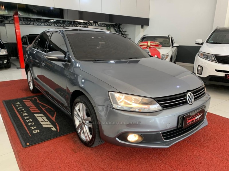 JETTA 2.0 TSI HIGHLINE 200CV GASOLINA 4P TIPTRONIC - 2012 - NOVO HAMBURGO