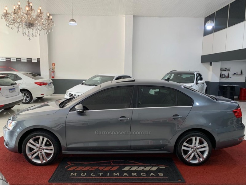 JETTA 2.0 TSI HIGHLINE 200CV GASOLINA 4P TIPTRONIC - 2012 - NOVO HAMBURGO