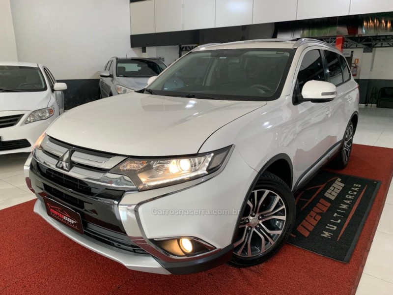 OUTLANDER 2.0 COMFORT 16V GASOLINA 4P AUTOMÁTICO - 2018 - NOVO HAMBURGO