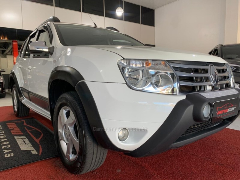 DUSTER 1.6 DYNAMIQUE 4X2 16V FLEX 4P MANUAL - 2013 - NOVO HAMBURGO