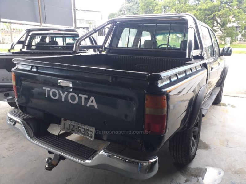 HILUX 3.0 SRV 4X4 CD 16V TURBO DIESEL 4P MANUAL - 2001 - CAXIAS DO SUL