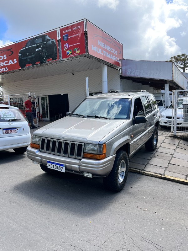 GRAND CHEROKEE 4.0 LAREDO 4X4 6I 12V GASOLINA 4P AUTOMÁTICO - 1998 - FARROUPILHA