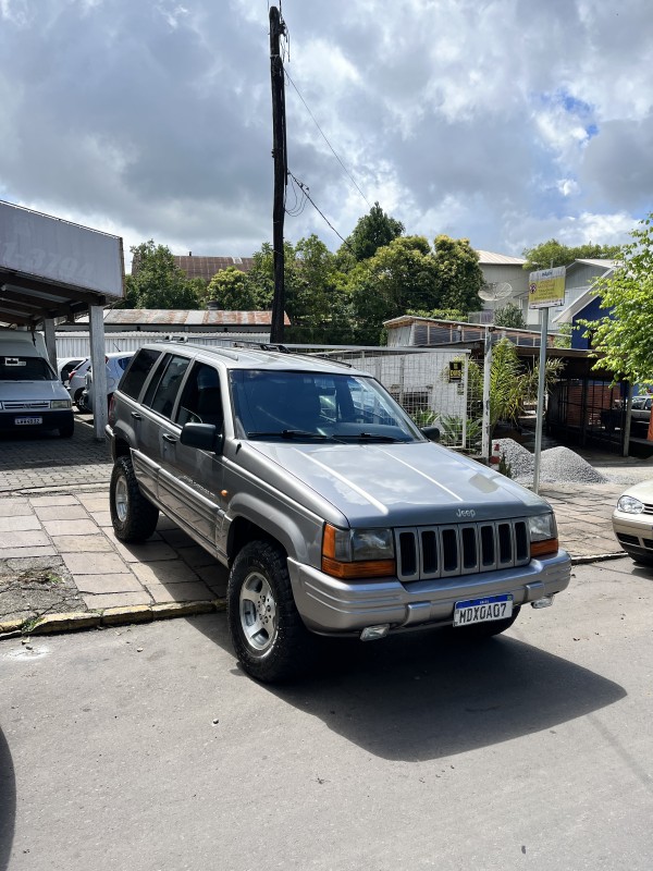 grand cherokee 4.0 laredo 4x4 6i 12v gasolina 4p automatico 1998 farroupilha