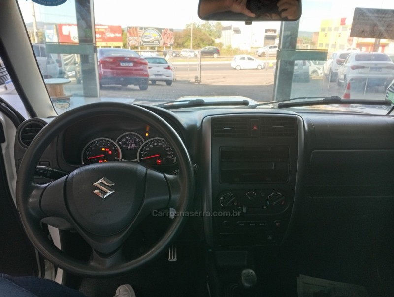 JIMNY 1.3 4ALL 4X4 16V GASOLINA 2P MANUAL - 2020 - TAQUARA
