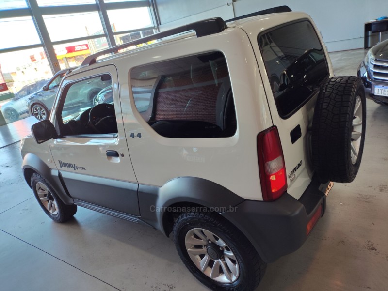 JIMNY 1.3 4ALL 4X4 16V GASOLINA 2P MANUAL - 2020 - TAQUARA