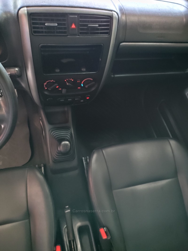 JIMNY 1.3 4ALL 4X4 16V GASOLINA 2P MANUAL - 2020 - TAQUARA