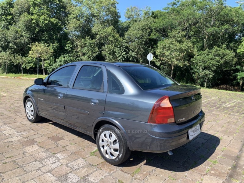 CORSA 1.4 MPFI PREMIUM SEDAN 8V FLEX 4P MANUAL - 2008 - GUAPORé