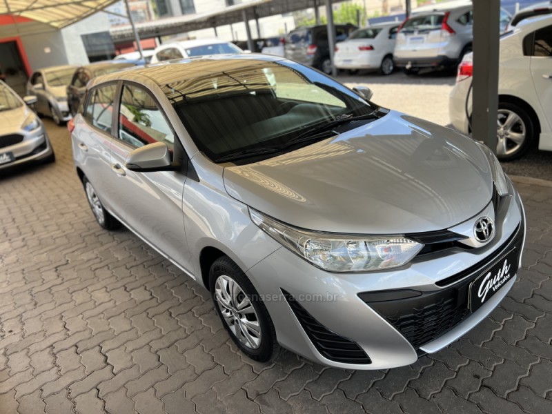 YARIS 1.3 XL LIVE 16V FLEX 4P MANUAL - 2020 - BOM PRINCíPIO