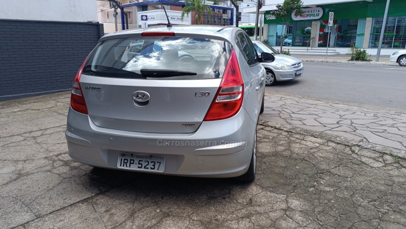 I30 2.0 MPI 16V GASOLINA 4P MANUAL - 2011 - FLORES DA CUNHA