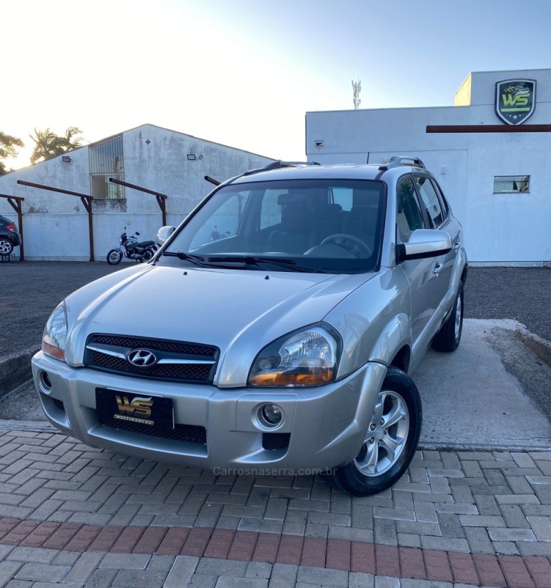 TUCSON 2.0 GL 2WD 16V GASOLINA 4P MANUAL