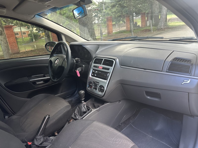 PUNTO 1.4 ATTRACTIVE 8V FLEX 4P MANUAL - 2011 - CAXIAS DO SUL