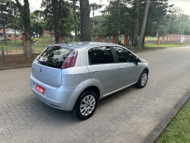 PUNTO 1.4 ATTRACTIVE 8V FLEX 4P MANUAL - 2011 - CAXIAS DO SUL