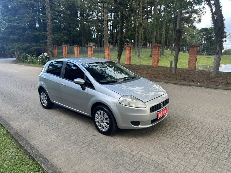 PUNTO 1.4 ATTRACTIVE 8V FLEX 4P MANUAL - 2011 - CAXIAS DO SUL