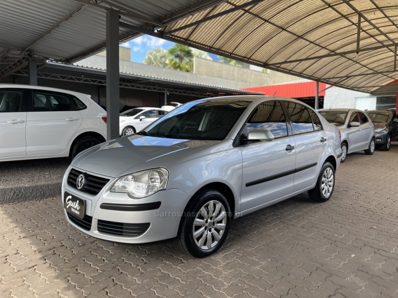 POLO SEDAN 1.6 MI 8V FLEX 4P MANUAL