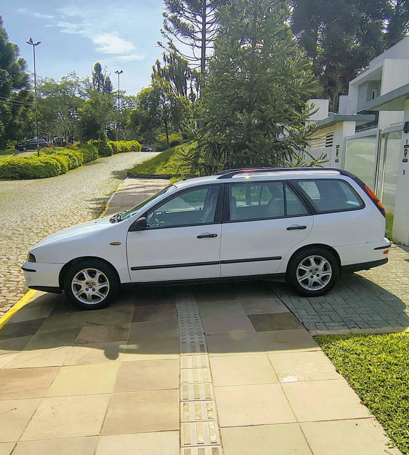 MAREA 1.8 MPI SX WEEKEND 16V GASOLINA 4P MANUAL - 2001 - FARROUPILHA