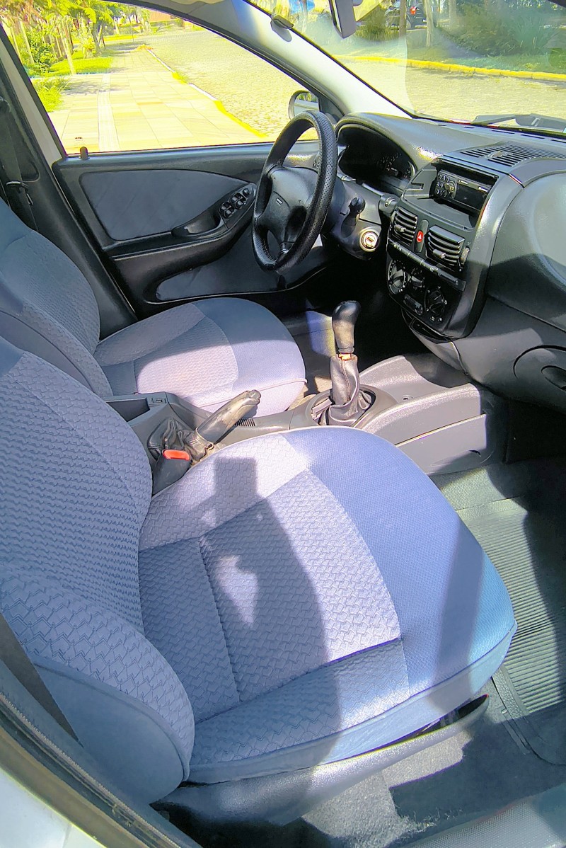 MAREA 1.8 MPI SX WEEKEND 16V GASOLINA 4P MANUAL - 2001 - FARROUPILHA