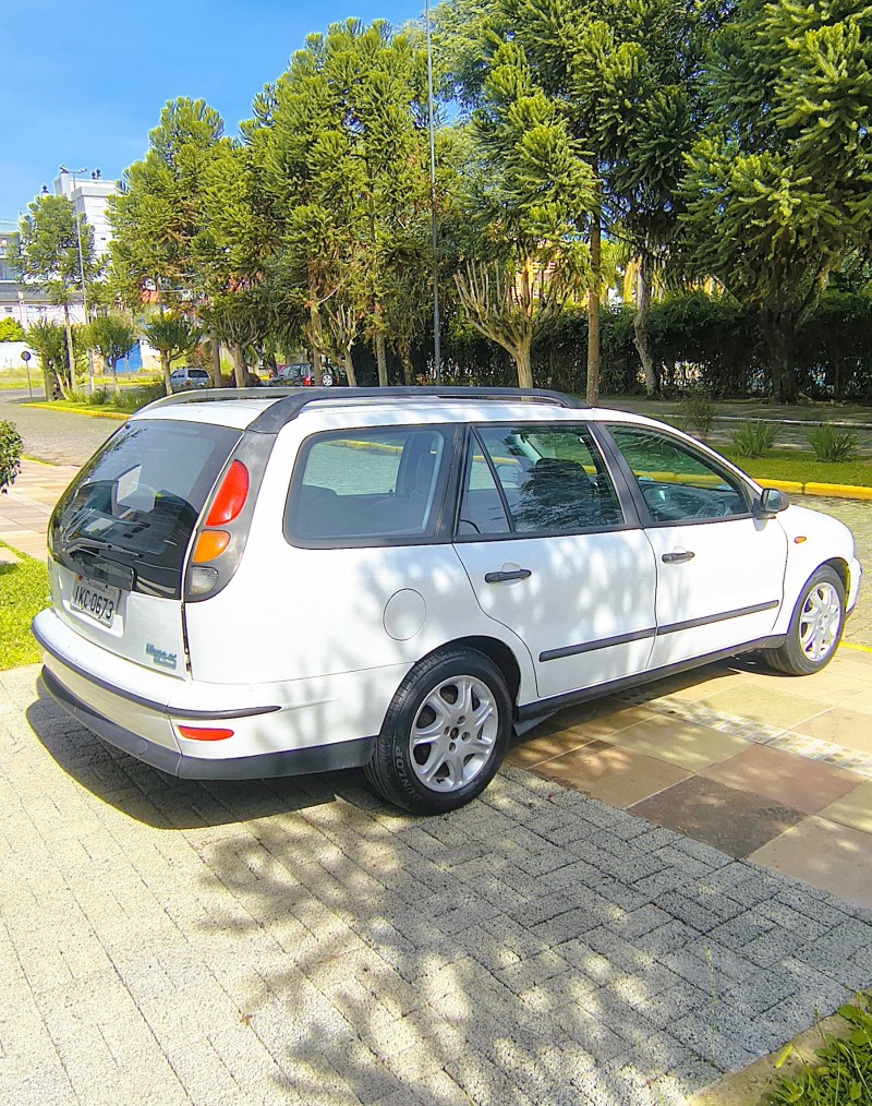 MAREA 1.8 MPI SX WEEKEND 16V GASOLINA 4P MANUAL - 2001 - FARROUPILHA