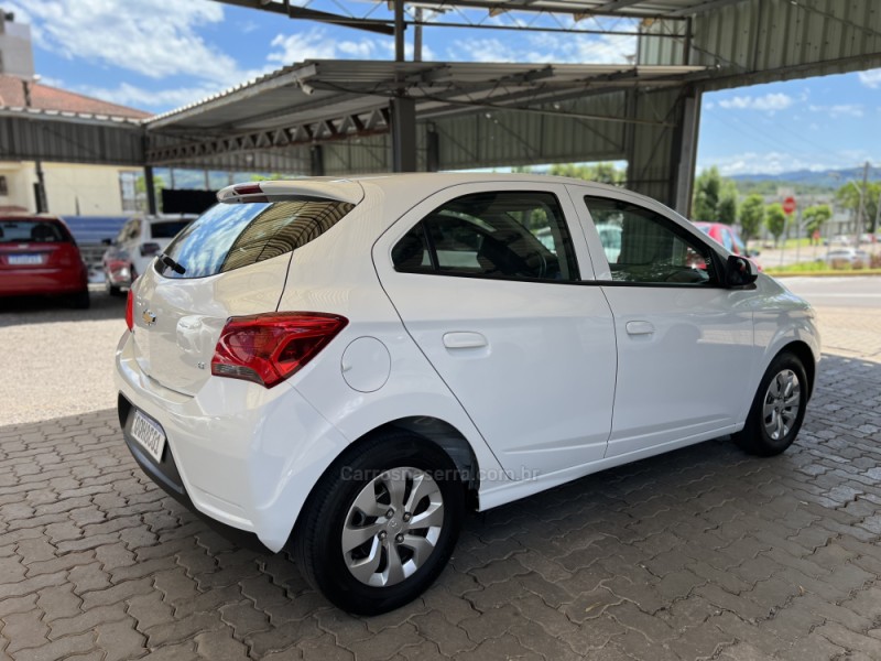 ONIX 1.0 LT 12V FLEX 4P MANUAL - 2019 - BOM PRINCíPIO