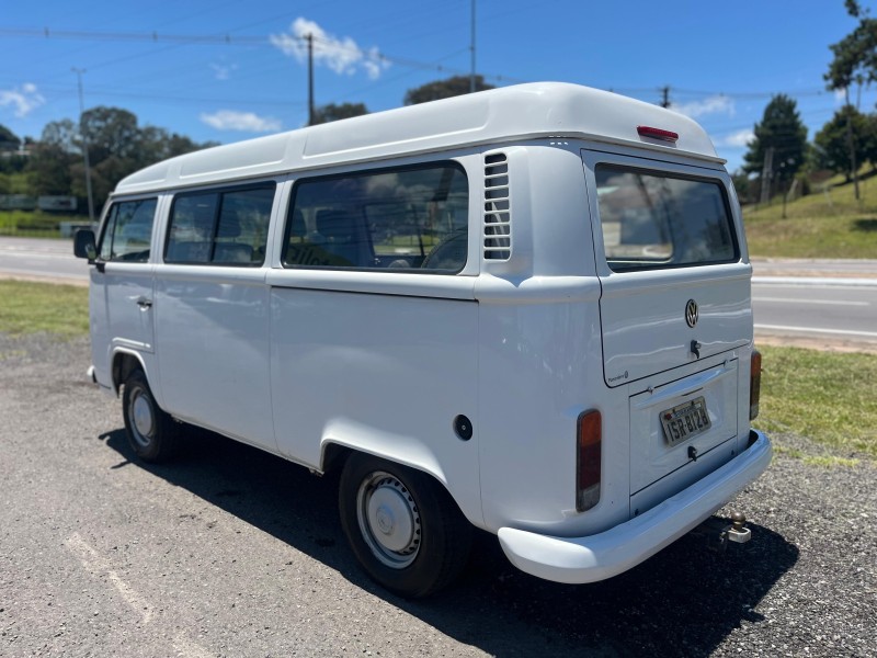 KOMBI 1.4 MI STD LOTAÇÃO 8V FLEX 3P MANUAL - 2012 - FARROUPILHA