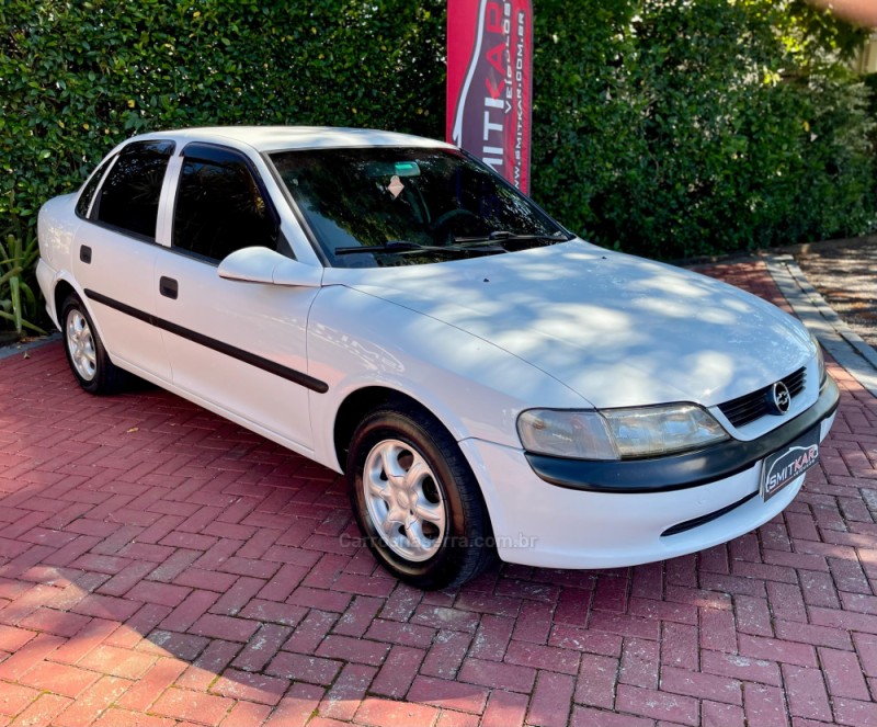 VECTRA 2.2 MPFI GLS 8V GASOLINA 4P MANUAL - 1999 - ROLANTE