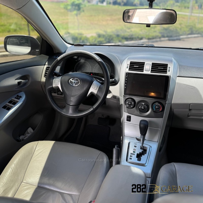 COROLLA 1.8 GLI 16V FLEX 4P AUTOMÁTICO - 2014 - FARROUPILHA