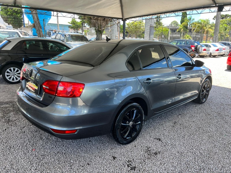 JETTA 2.0 COMFORTLINE FLEX 4P TIPTRONIC - 2012 - CAXIAS DO SUL