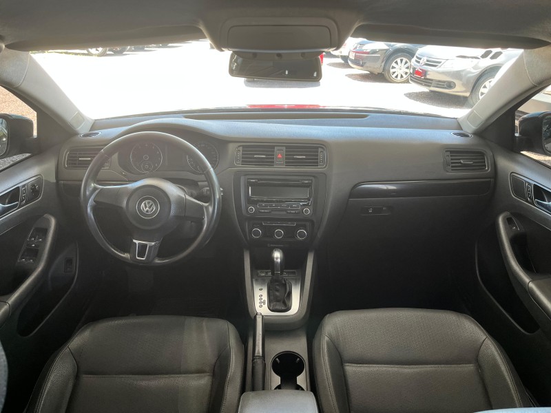 JETTA 2.0 COMFORTLINE FLEX 4P TIPTRONIC - 2012 - CAXIAS DO SUL