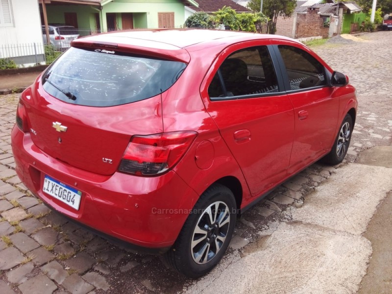 ONIX 1.4 MPFI LTZ 8V FLEX 4P AUTOMÁTICO - 2016 - ARROIO DO MEIO