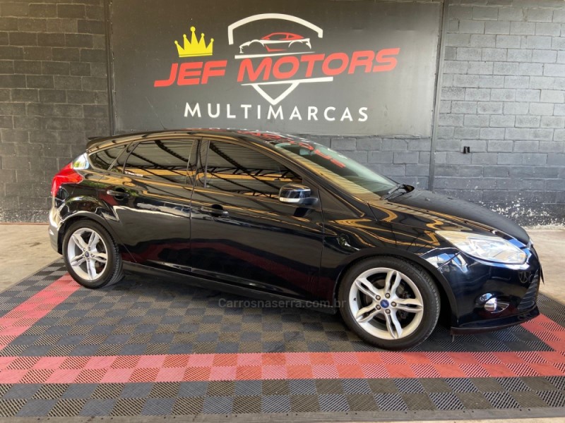 FOCUS 2.0 SE PLUS 16V FLEX 4P AUTOMÁTICO - 2014 - CAXIAS DO SUL