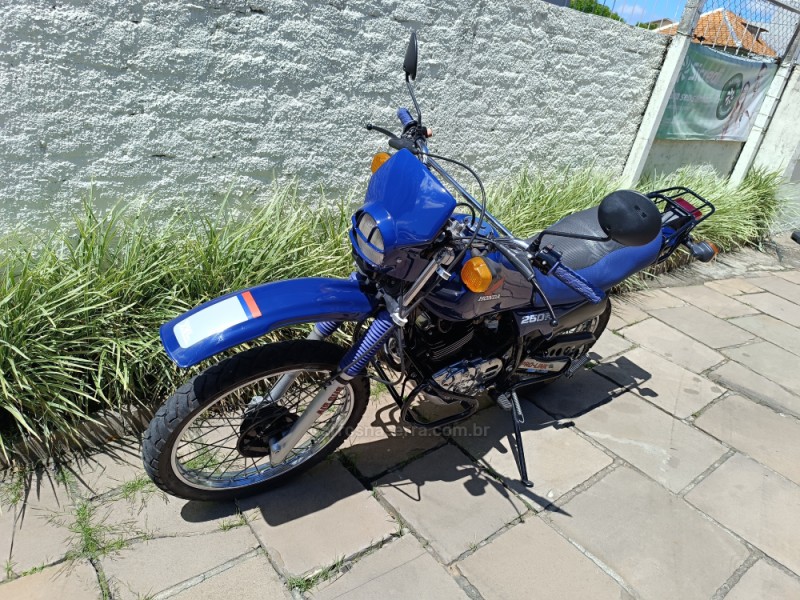 XL 250R  - 1983 - BENTO GONçALVES