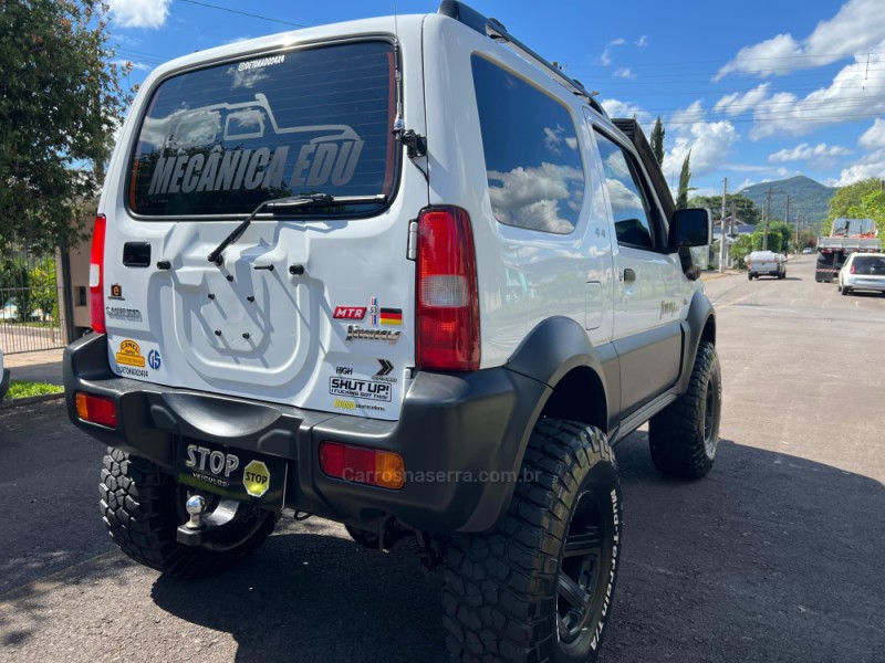 JIMNY 1.3 4ALL 4X4 16V GASOLINA 2P MANUAL - 2015 - DOIS IRMãOS