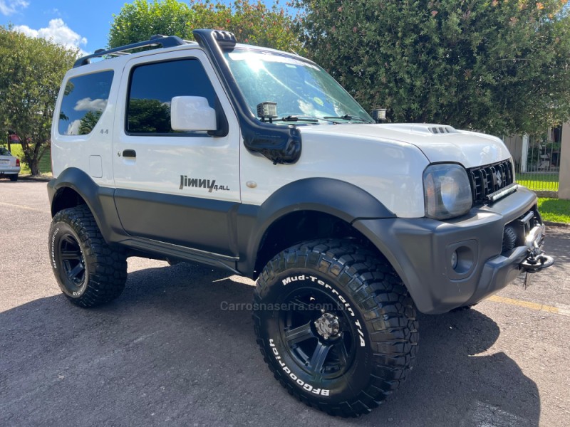 JIMNY 1.3 4ALL 4X4 16V GASOLINA 2P MANUAL