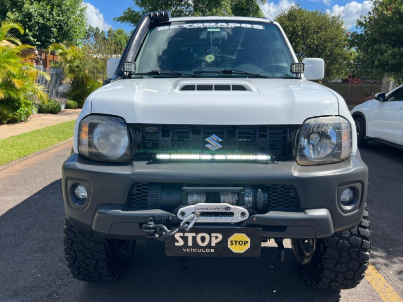 JIMNY 1.3 4ALL 4X4 16V GASOLINA 2P MANUAL - 2015 - DOIS IRMãOS