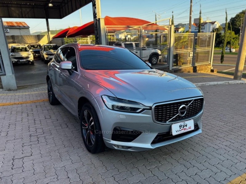 XC60 2.0 T5 R DESIGN TURBO GASOLINA 4P AUTOMÁTICO - 2018 - FELIZ