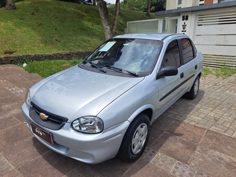 CLASSIC 1.0 MPFI LIFE 8V FLEX 4P MANUAL - 2009 - FARROUPILHA